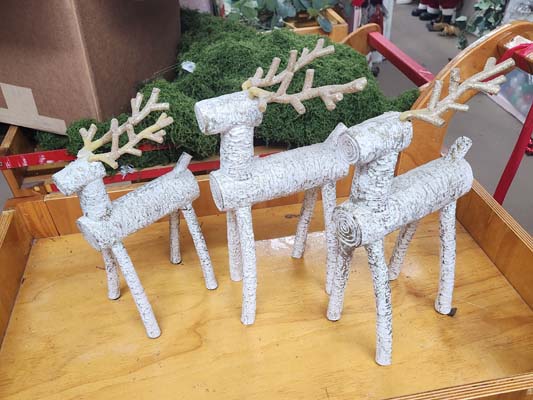 Reindeer from logs 12-14
