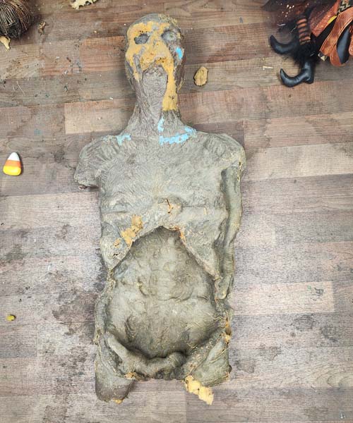 Foam decomposing torsos