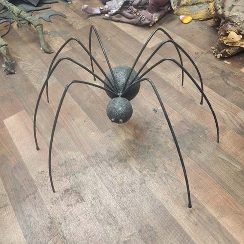 Wire spider