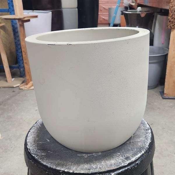 Straight Sided Poly Pots