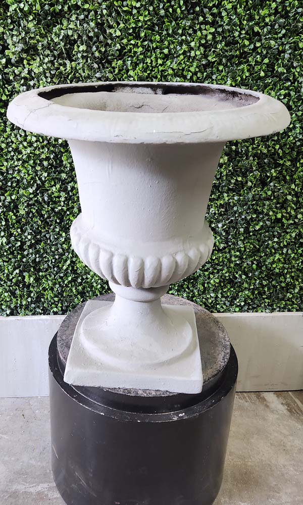 Flaired Rim 20w x 23h