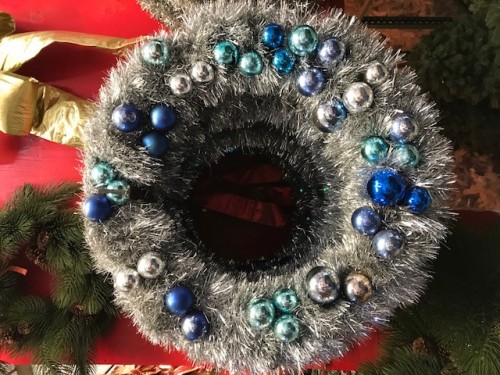 Tinsel Wreath 12